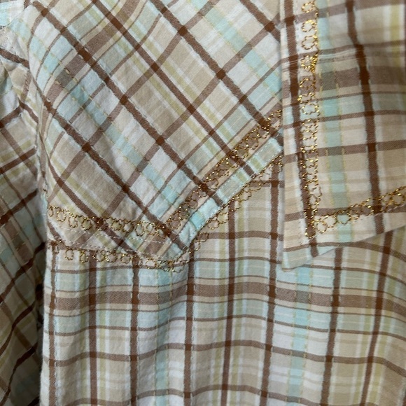 Pinch 100% cotton snap down western/ equestrian top with metallic stitching - Picture 6 of 8